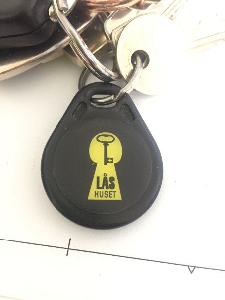 Nøkkel brikke til dør i U1 og U2.JPG